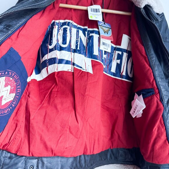 Wonder Woman Dark Brown Leather Fur Trim Pilot Jacket M - Picture 8 of 8